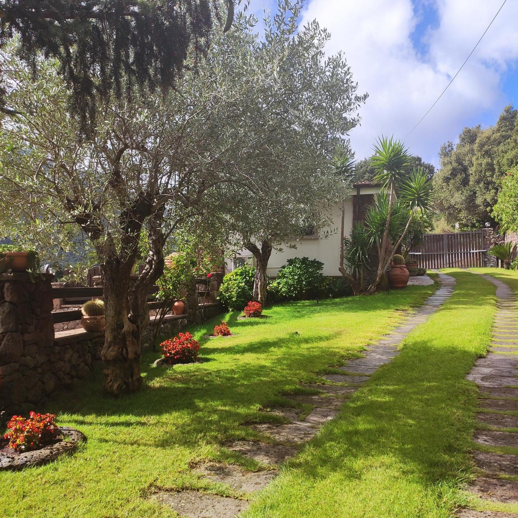 Villa Casa Bados à Dorgali Extérieur photo
